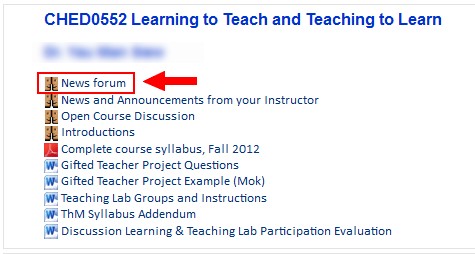 Screenshot of course page with "News forum" link highlighted