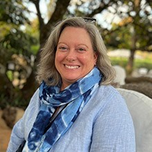 Yvonne Messenger